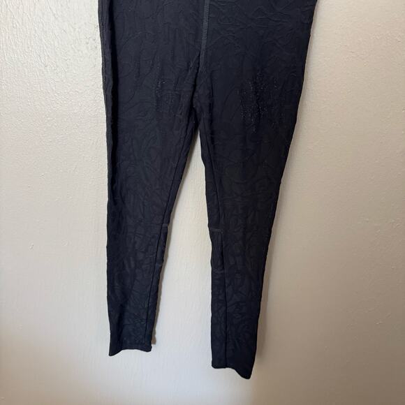 TWENTY MONTREAL Flames 3D Activewear High-rised Active Black Size M/L casual - Picture 6 of 9